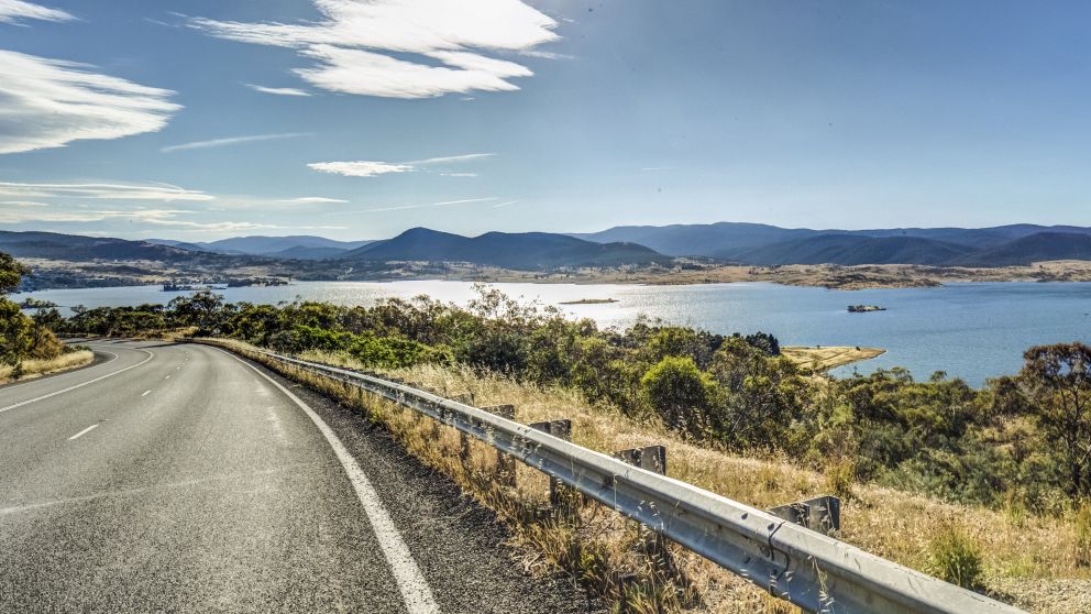 Lake Jindabyne in Kosciuszko National Park - Snowy Mountains